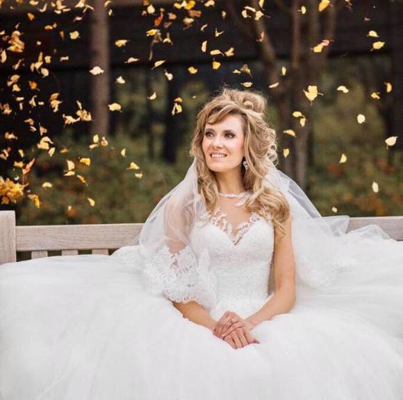 Meet your Posher, Nelly - Picture 1 of 1